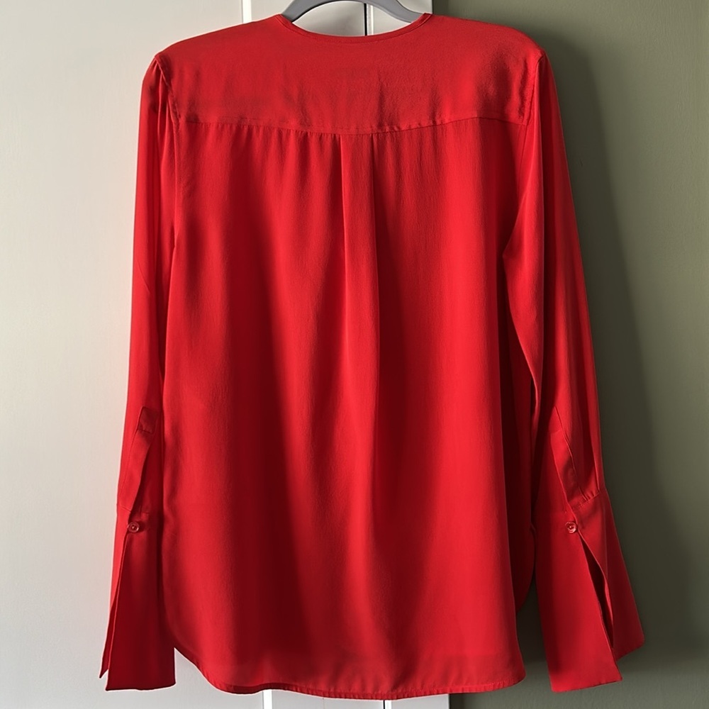 Equipment Femme Sanded Silk Shirt - Picture 7 of 9